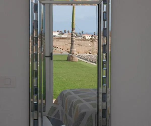 Marpacos サンタクルスデテネリフェ